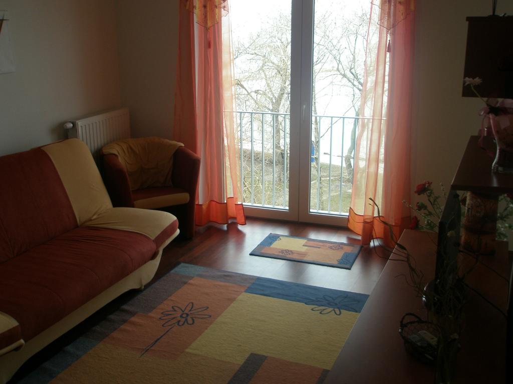 Club218 Relax Family Apartman Шиофок Экстерьер фото