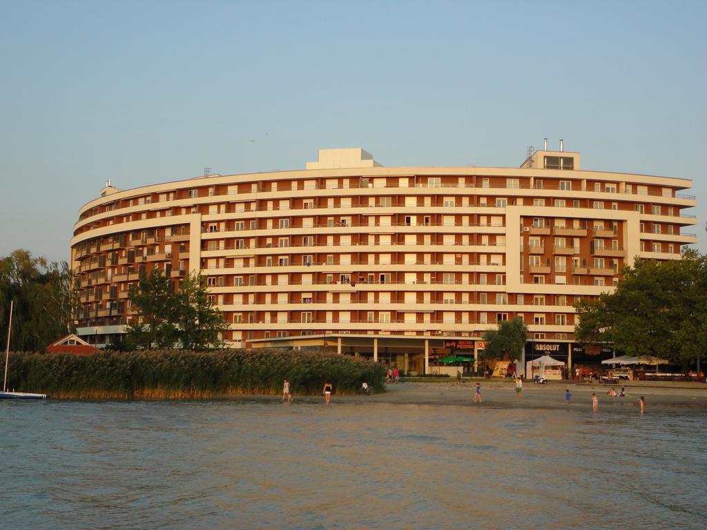 Club218 Relax Family Apartman Шиофок Экстерьер фото